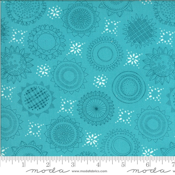 Solana Varietals Pond Fabric Moda 48682-17, Aqua Turquoise Floral Blender Fabric - By the Yard