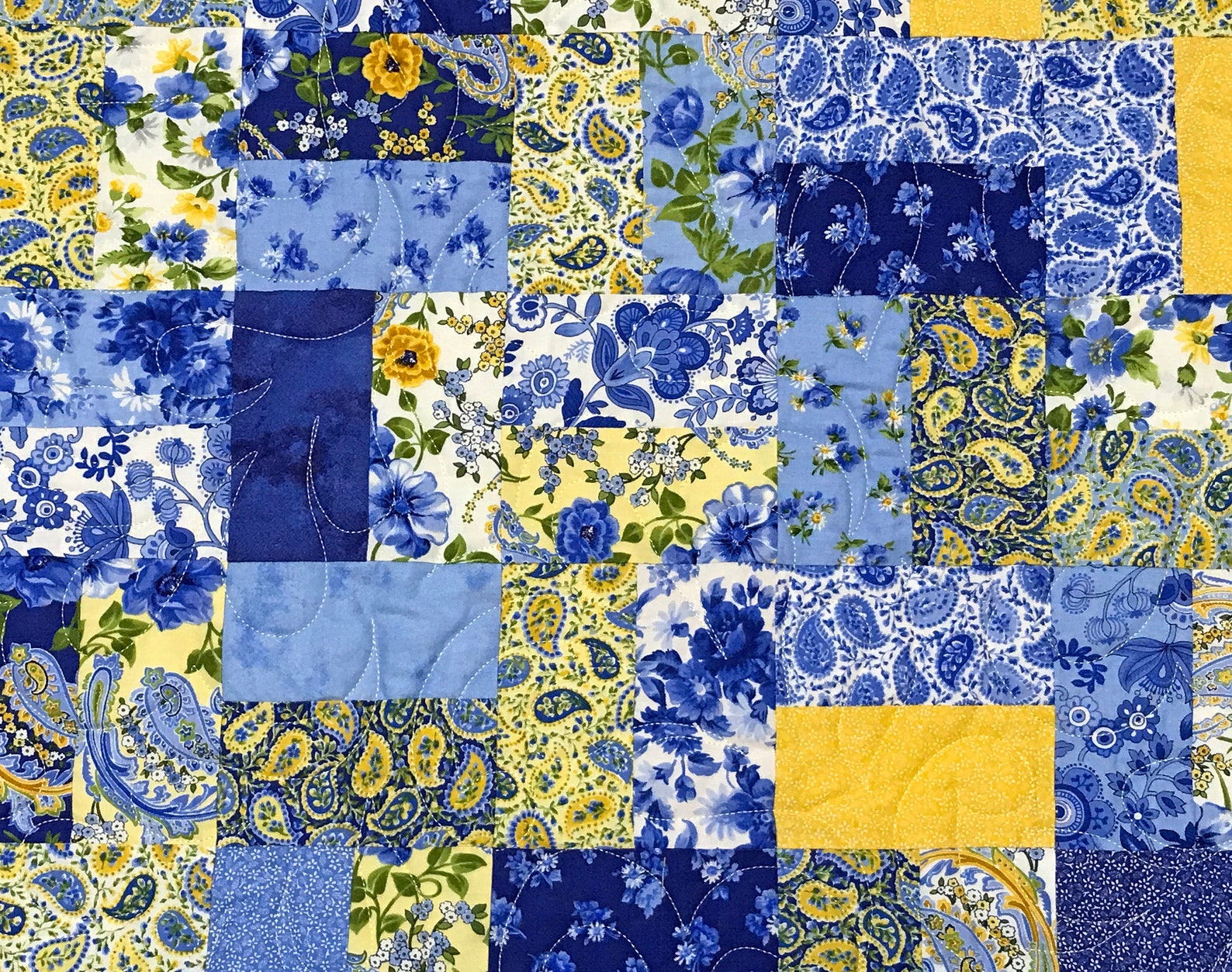 Cobblestone Charm Quilt Pattern PDF Version, Cuddle Cat Quiltworks ...