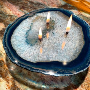 Hand Made in USA One of a kind 7 1/2&quot; Wide Beautiful Crystal Eye 3 Flame Agate Candle (Blue) (1 Oil Reservoir) (C10301B)