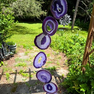 Set di 7 campanelli a vento in agata con occhio di cristallo cavo (viola) realizzati a mano negli Stati Uniti - Legno di betulla (AC2081P)