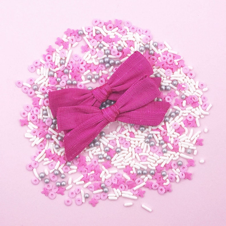 TiEd BoWs OvErSiZeDSilk Eloise MaDeLeInE HaNd