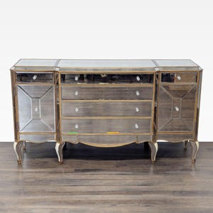 Bassett Mirror Company Collette Antique Mirrored Breakfront Server - Elegant Design