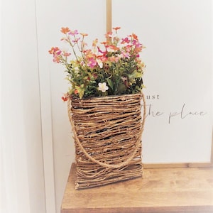 Hanging basket, Rattan basket with flowers, Wall basket, wicker basket, floral display, basket with rope, rustic flower basket, wall decor