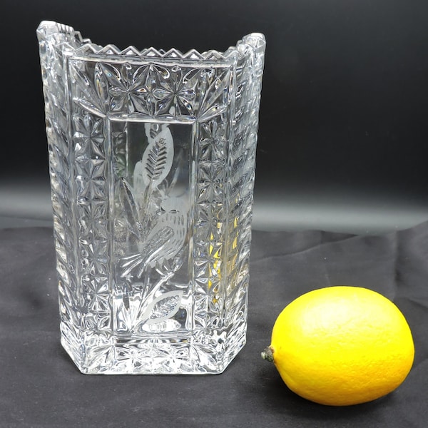 Vintage Hofbauer Bleikristall Byrdes Lead Crystal Bird Collection Rectangular Engraved Vase