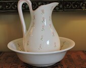 Lovely Romantic Vintage Rosebud Ewer and Bowl Wash Basin and Pitcher Set