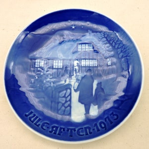 1973 Bing And Grondahl Copenhagen Porcelain 7.25&quot; Wall Plate &quot;Country Christmas&quot; 9073 Made In Denmark