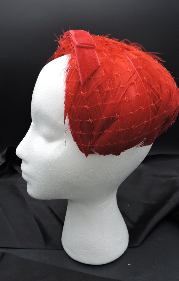 1950's Casque Hat With Red Feathers Velvet And Net