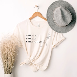 Female Master&#39;s Degree Shirt, She Came She Saw She Mastered, Graduation Gift, Gift New Grad, MBA Gift, Grad School T-Shirt, Gift for Women