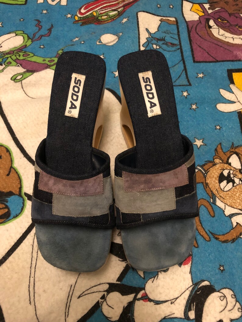 platform sandals 2000s