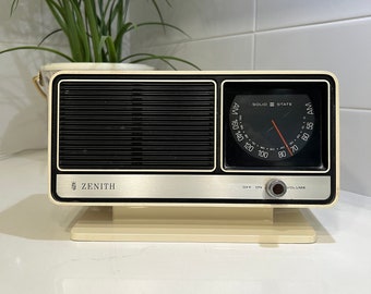 Vintage 1960s Mid-Century Zenith AM Pedestal Radio