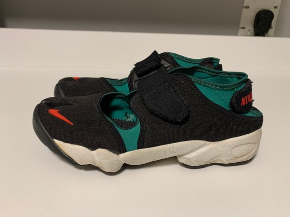 Vintage 1996 Nike Air Rift Green/Black barefoot Sn