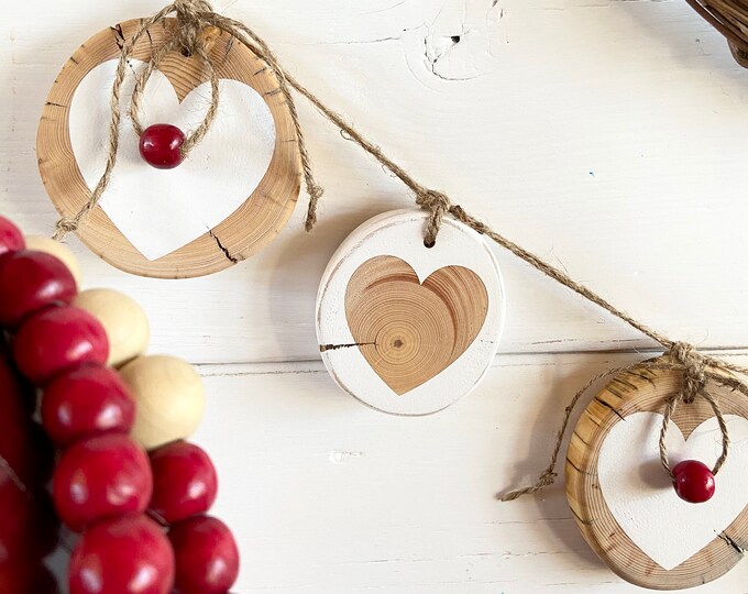 Happy Holidays Hearts Handmade Garland -6 ft. Arcadia Home main image 0