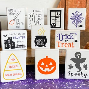 Halloween mini wood signs; Rustic mini signs for Halloween; Halloween tiered tray decor; Halloween decor