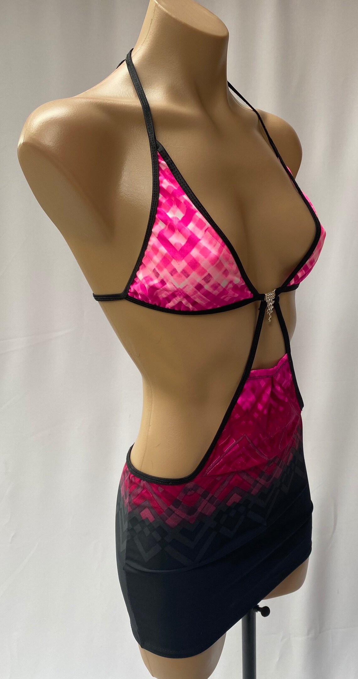 Hot pink and black short dress with a fun pattern and a | Etsy