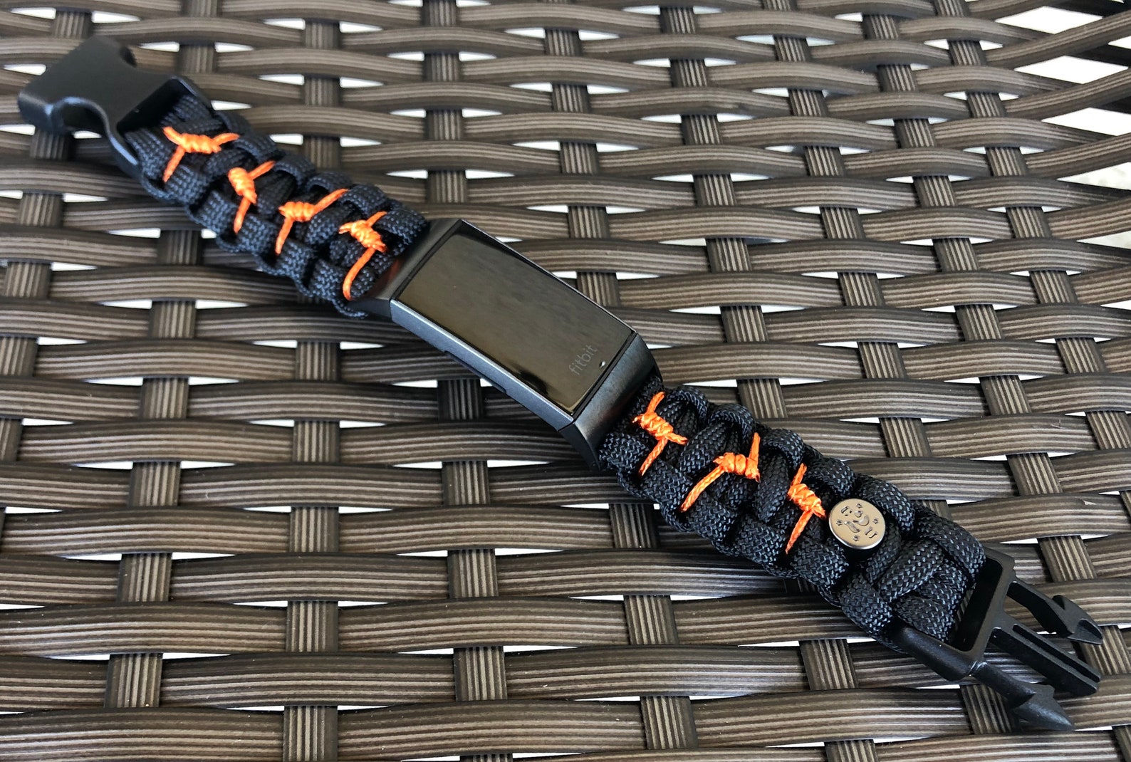 fitbit charge 2 paracord band