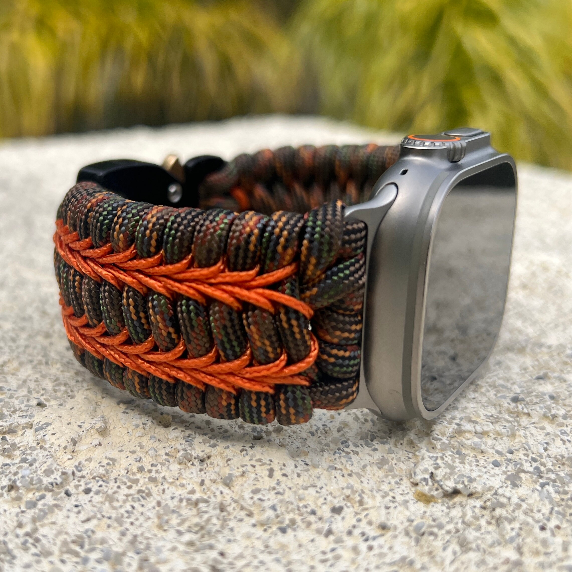 Cinturino Paracord personalizzato per Apple Watch Series 1, 2, 3, 4, 5, 6, 7, 8, 9, 10, Ultra, Ultra 2 e SE (orologio non incluso)