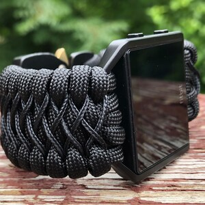 paracord fitbit blaze band