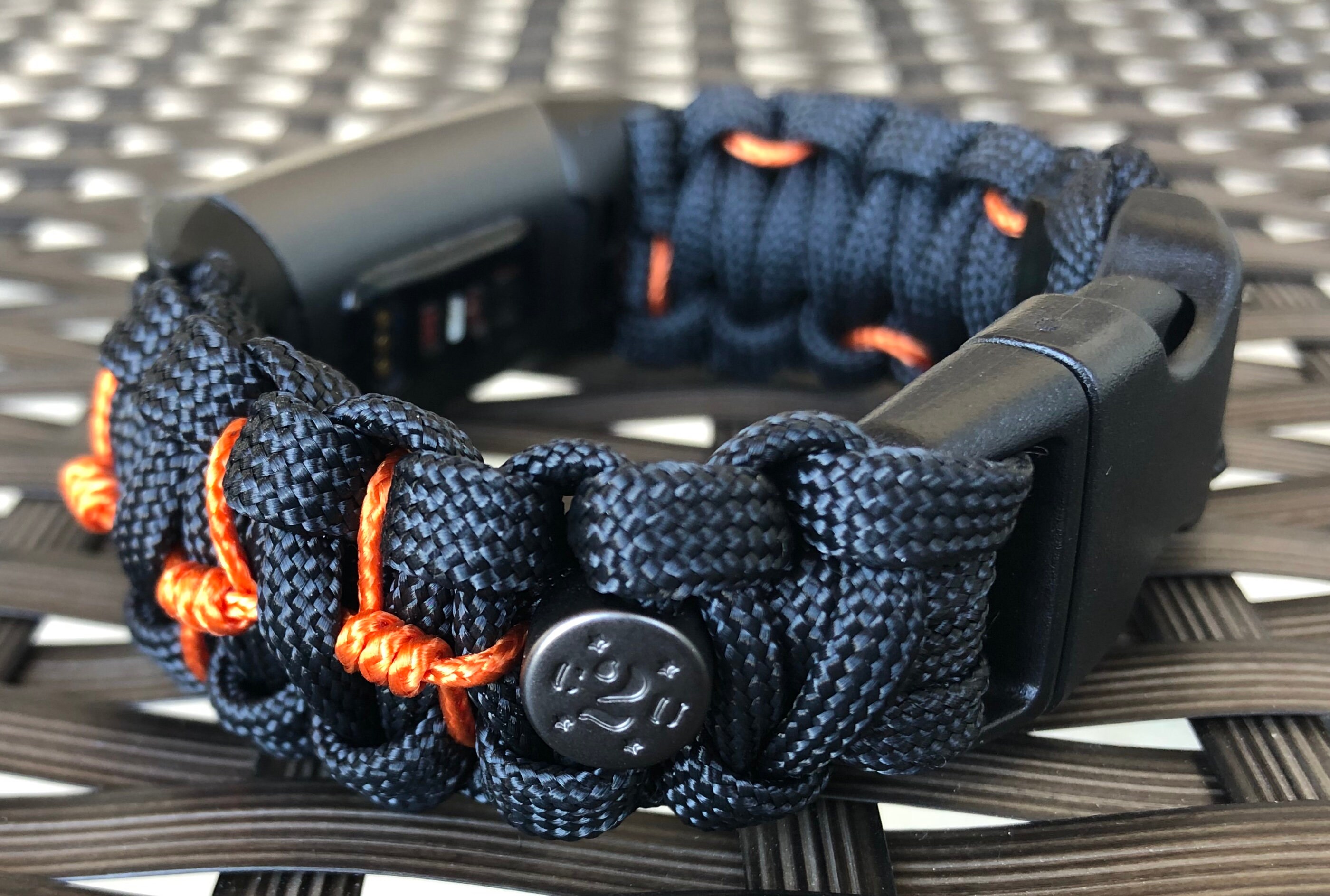 fitbit charge 2 paracord band