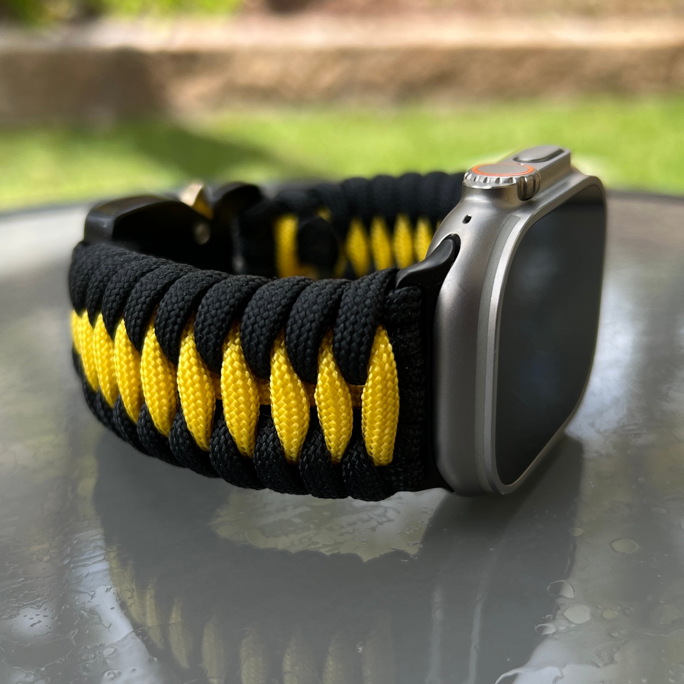 Apple watch store military band
