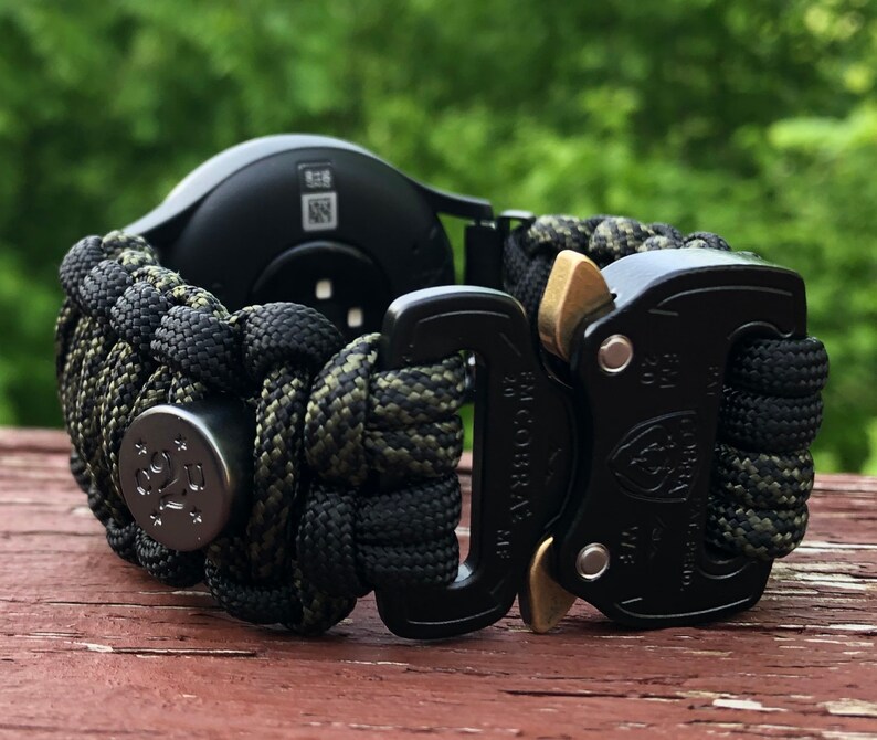 garmin vivomove band size