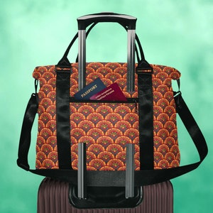 Jakobsmuschel-Reisetasche, bedruckter Weekender-Tote mit Gurt und Trolley-Hülle, leuchtend rotes Blumenfan-Untergestell für Frauen