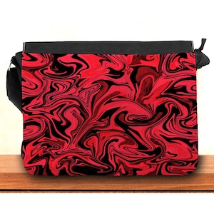 Marmorierte rote und schwarze Umhängetasche, große Canvas Crossbody Umhängetasche mit Reißverschluss, Punk-Rock Messenger Tasche für nützliche junge Männer Geschenkidee