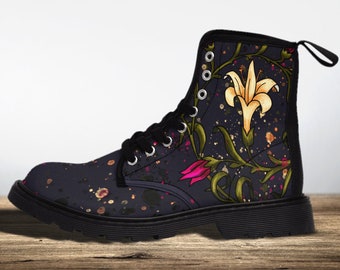 Bottes à lacets violettes imprimé floral baroque, bottines en toile à fleurs de lys, chaussures originales femme ou idée cadeau adolescente