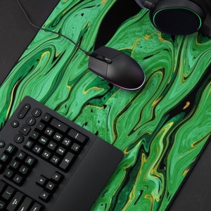 Emerald green XXL mousepad, bright marble textured mouse pad for laptop desk decoration, trippy keyboard mat for PC gamer setup decor image 3