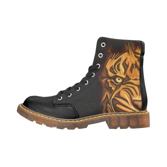 boots tiger