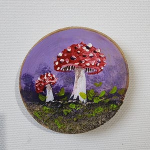 Red fly agaric mushroom, Wooden magnet, Painted Wood Slice, Kitchen Decor, Fridge magnet