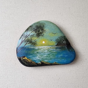 Hand painted sea landscape on stone, Beach stone for home decoration, Rock painting art, Sea Lover Gifts