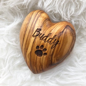 Memorial de mascota personalizado de madera con forma de corazón y huella de pata, regalo de condolencias por pérdida de animal, adorno de puente arcoíris para perro y gato.