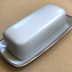 Stonekraft e5000 covered butter dish