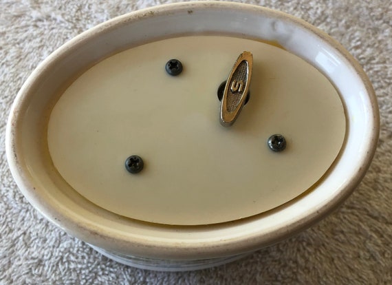 Marjolein Bastin porcelain ring dish music box View 5