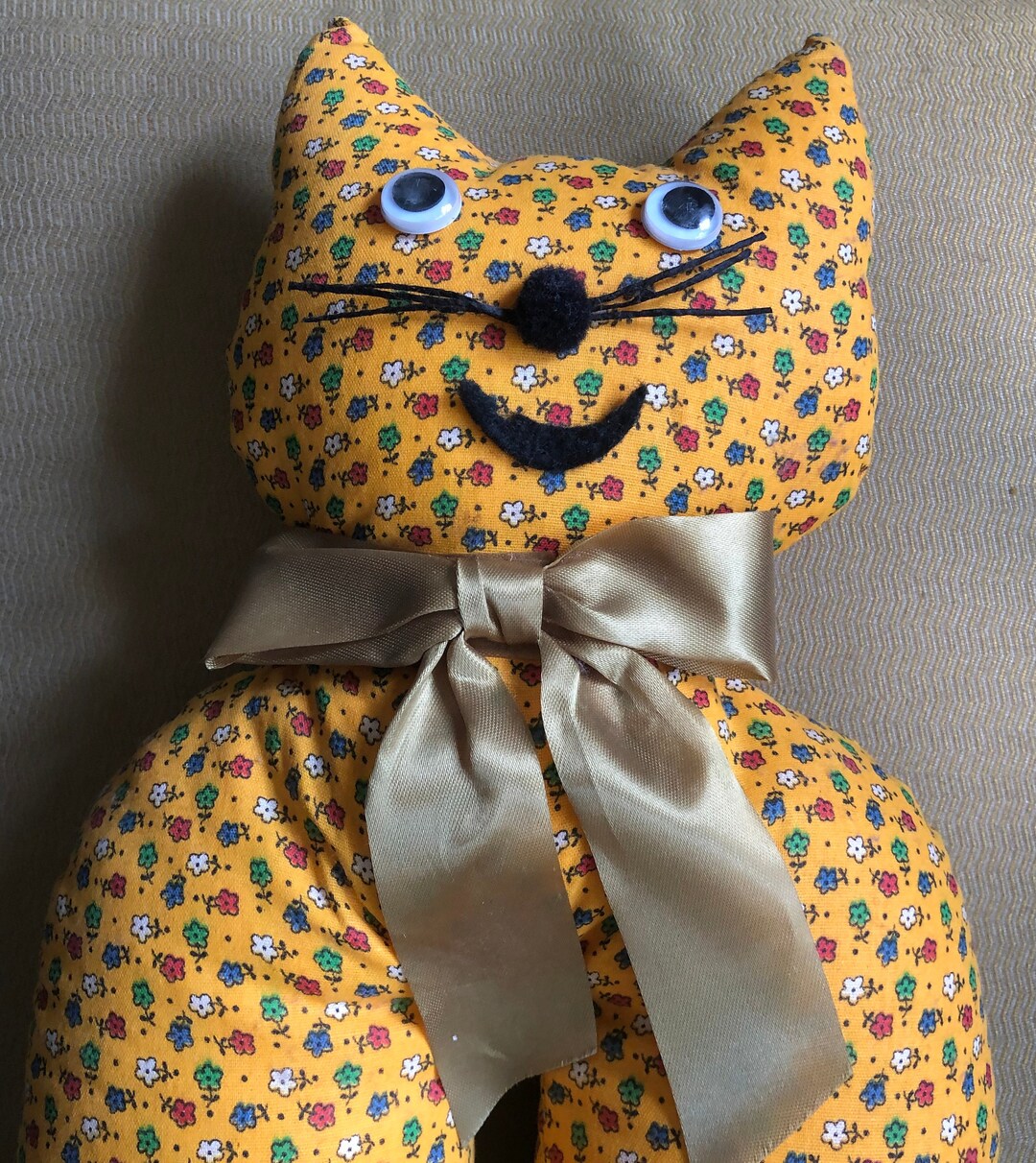 Tall Cat Pincushion - Etsy