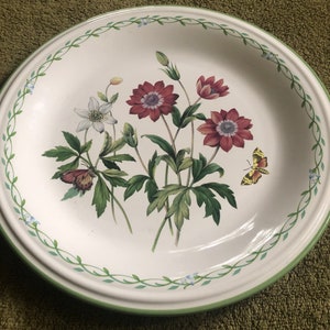 Studio Nova Garden Bloom round platters (2)
