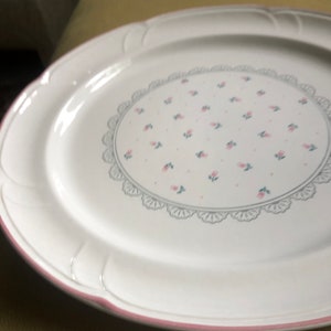 Victoriana Japan round platter