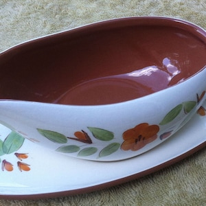 Stangl Bittersweet gravy boat and tray