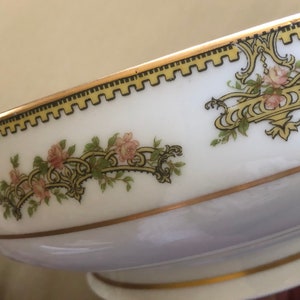 Haviland & Co Limoges round open vegetable bowl
