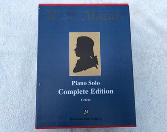 W.A. Mozart Piano Solo Complete Edition Urtext