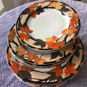Farberware Leaves dinnerware set for 4 (12 pieces)
