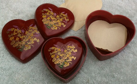 Set of three (3) heart shaped nested trinket boxes - image 2