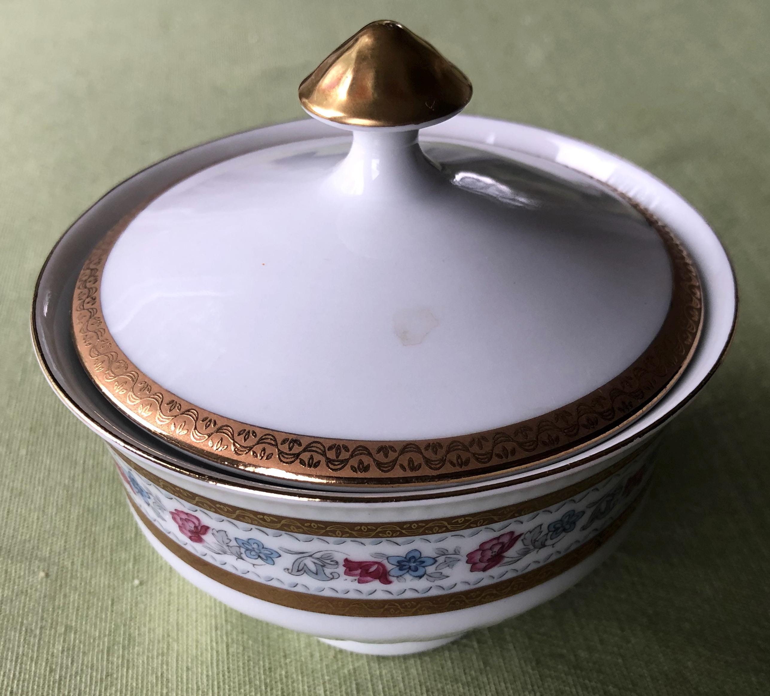 Bareuther Waldsassen gold trim sugar bowl