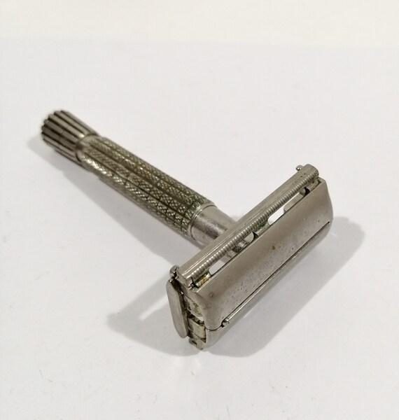 gillette safety razor