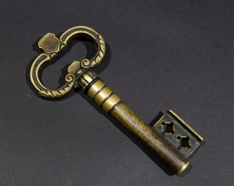 wine opener  Beer Opener Corkscrew vintage  key