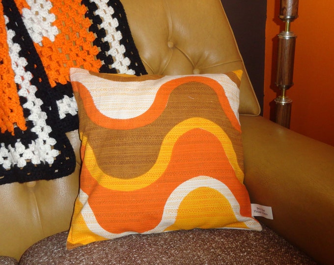 Hand made vintage retro 1960s/70s mid century orange mustard brown and cream sweeping pattern cushion cover