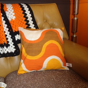 Hand made vintage retro 1960s/70s mid century orange mustard brown and cream sweeping pattern cushion cover
