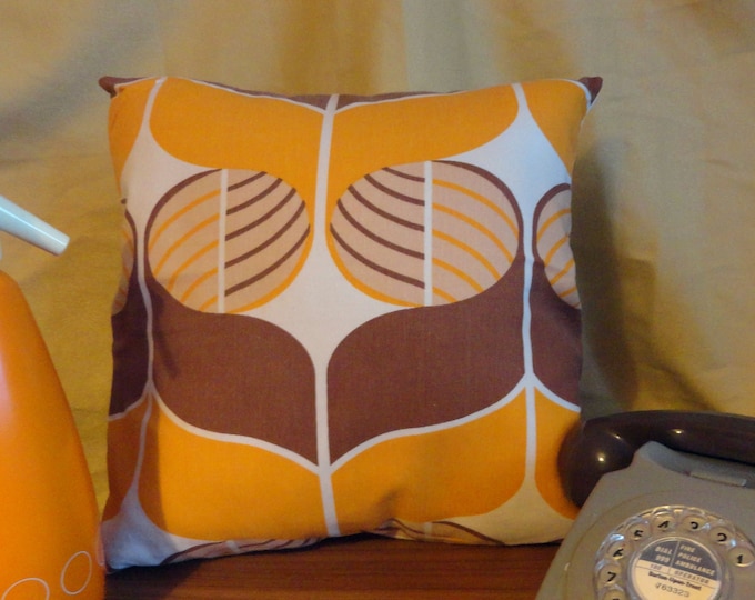 Hand made vintage retro 1960s/70s Brown yellow screen print cushion cover