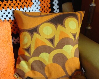 heals throws and cushions