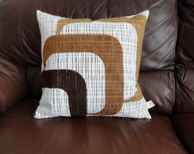 vintage Hand made geometric cream beige and brown square open weave 1970s fabric cushion cover 18” x 18”